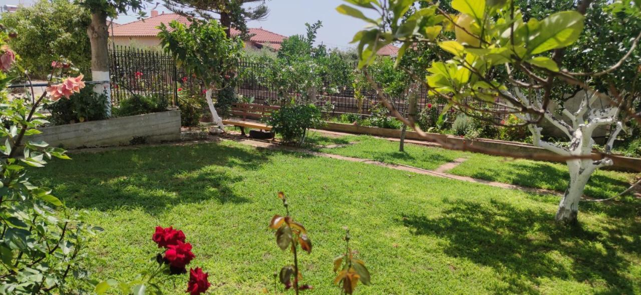 Rontaki Farm Lägenhet Kyparissia Exteriör bild